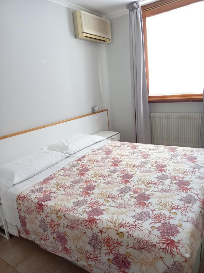 Hotel Lydia Grado Buitenkant foto