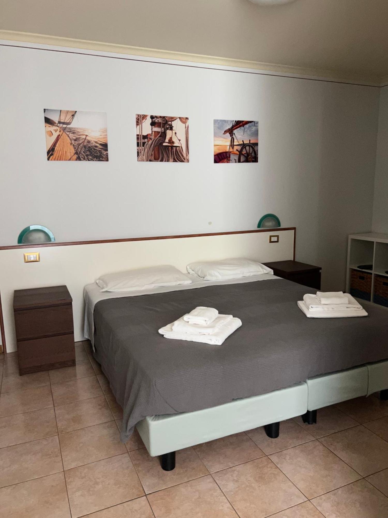 Hotel Lydia Grado Buitenkant foto
