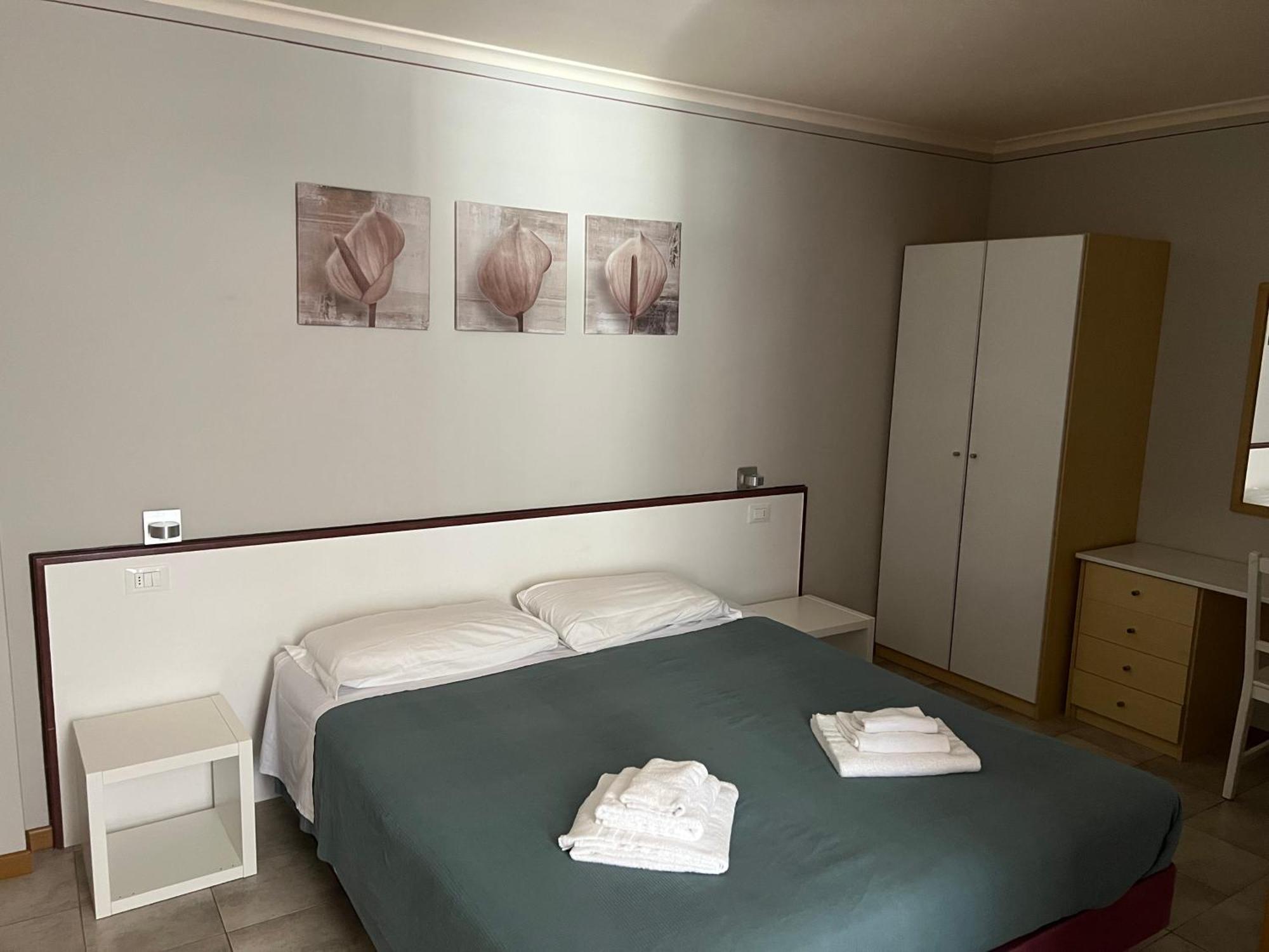 Hotel Lydia Grado Buitenkant foto